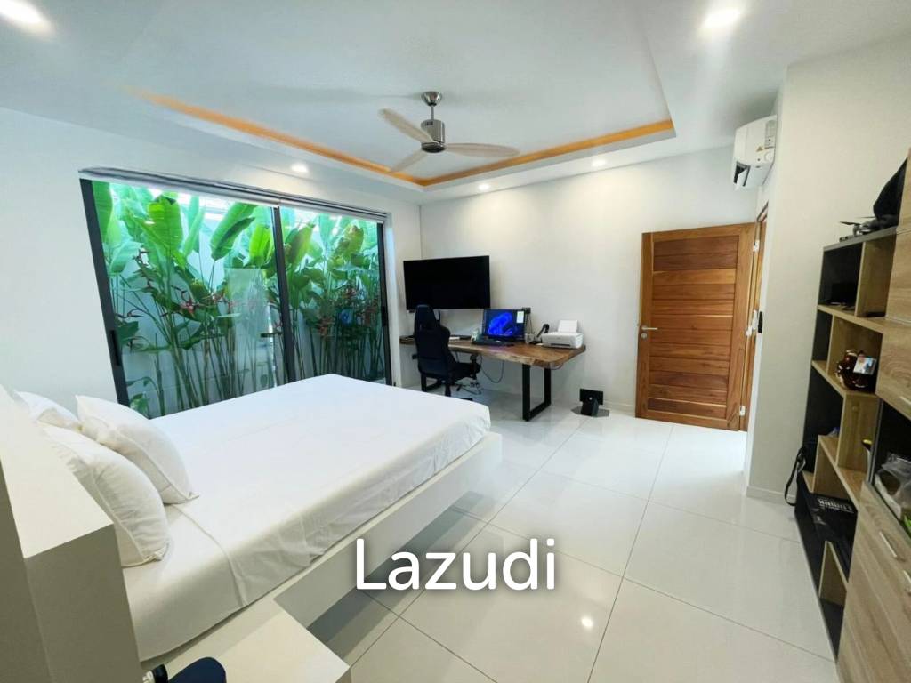 Tropical 3-Bedroom Villa with Gym & Solar Power – Mae Nam, Koh Samui