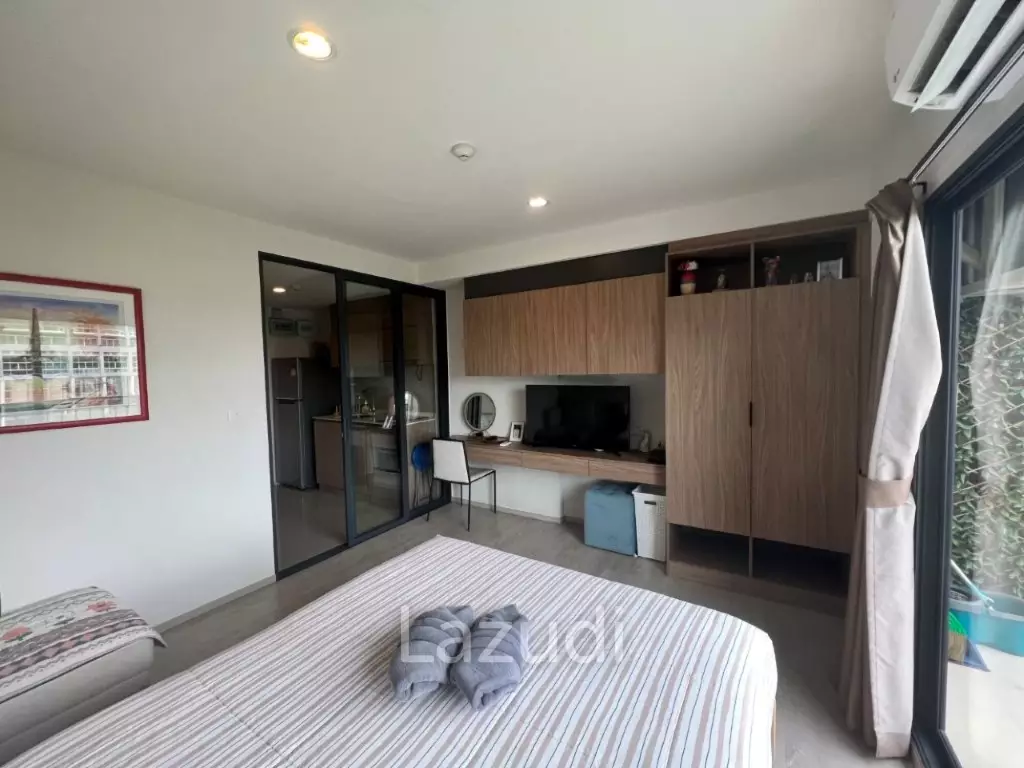 LA CASITA : Studio Condo on 6th Floor