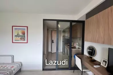 LA CASITA : Studio Condo on 6th Floor