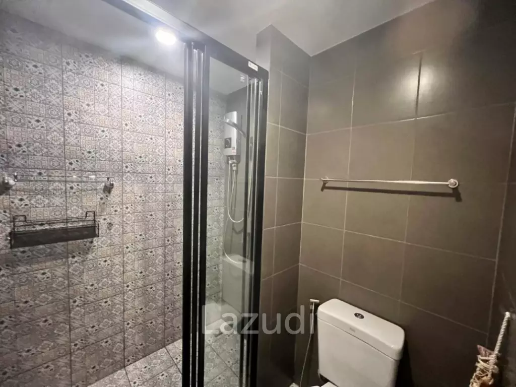 LA CASITA : Studio Condo on 6th Floor