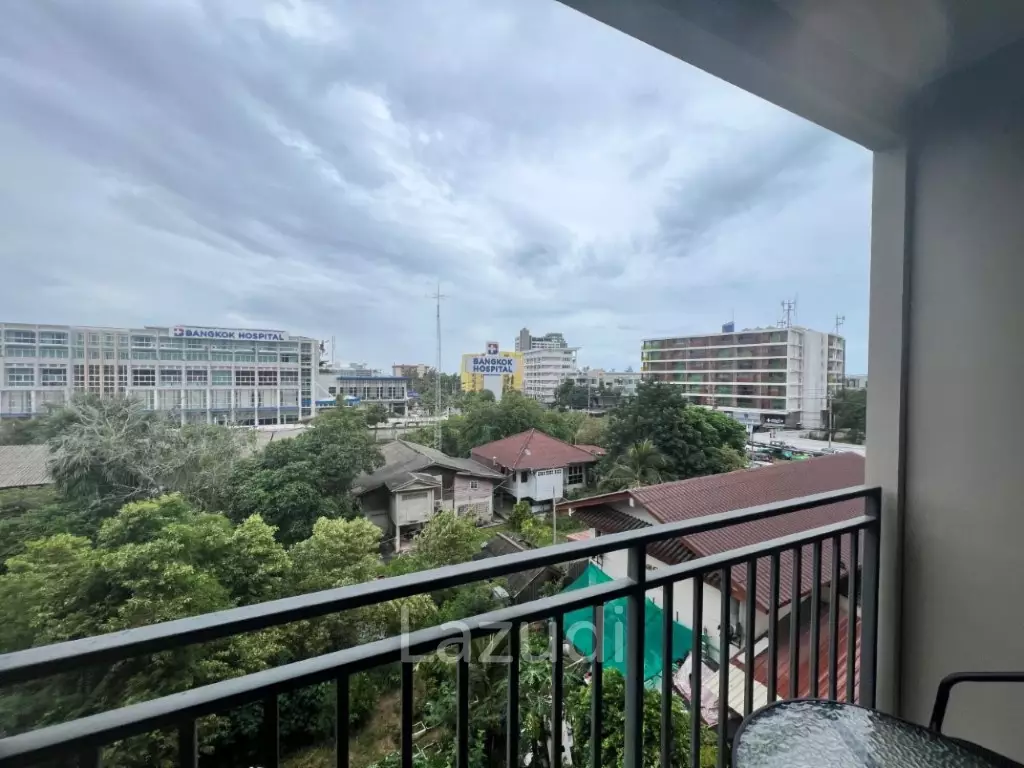 LA CASITA : Studio Condo on 6th Floor