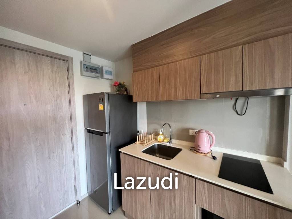 LA CASITA : Studio Condo on 6th Floor