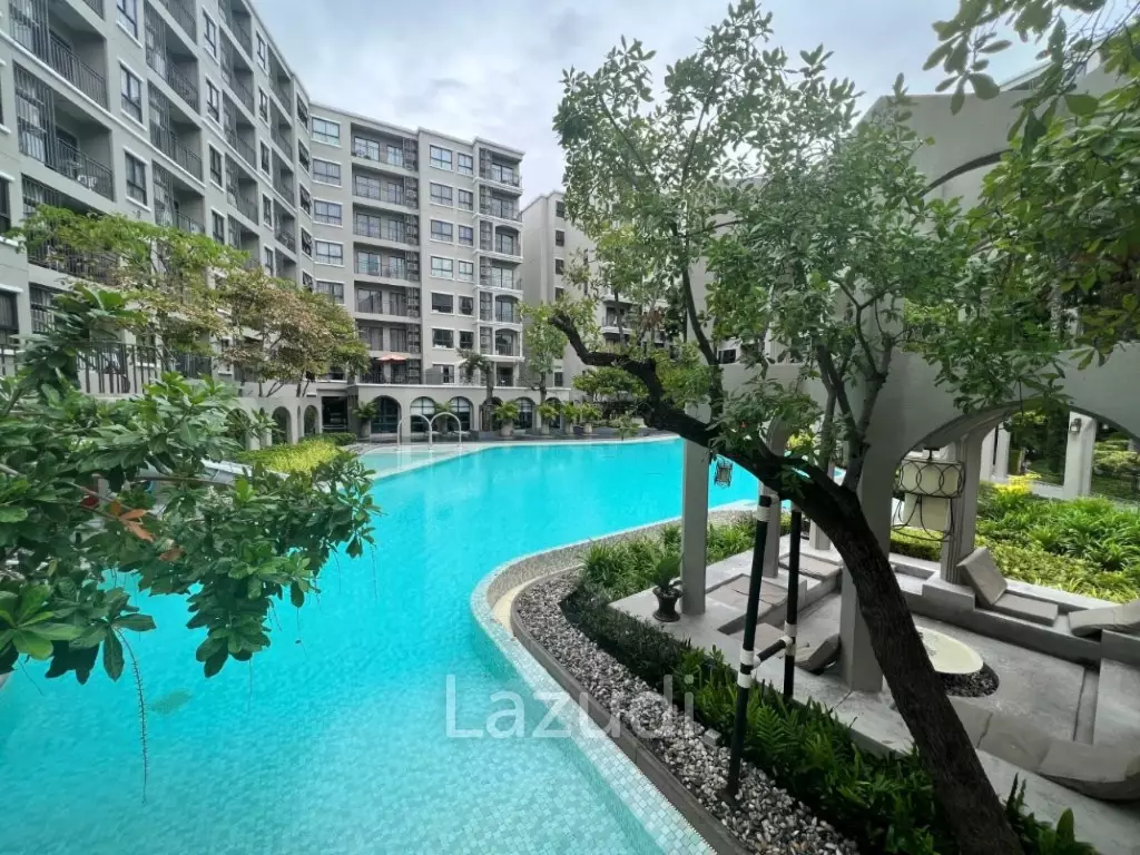 LA CASITA : Studio Condo on 6th Floor