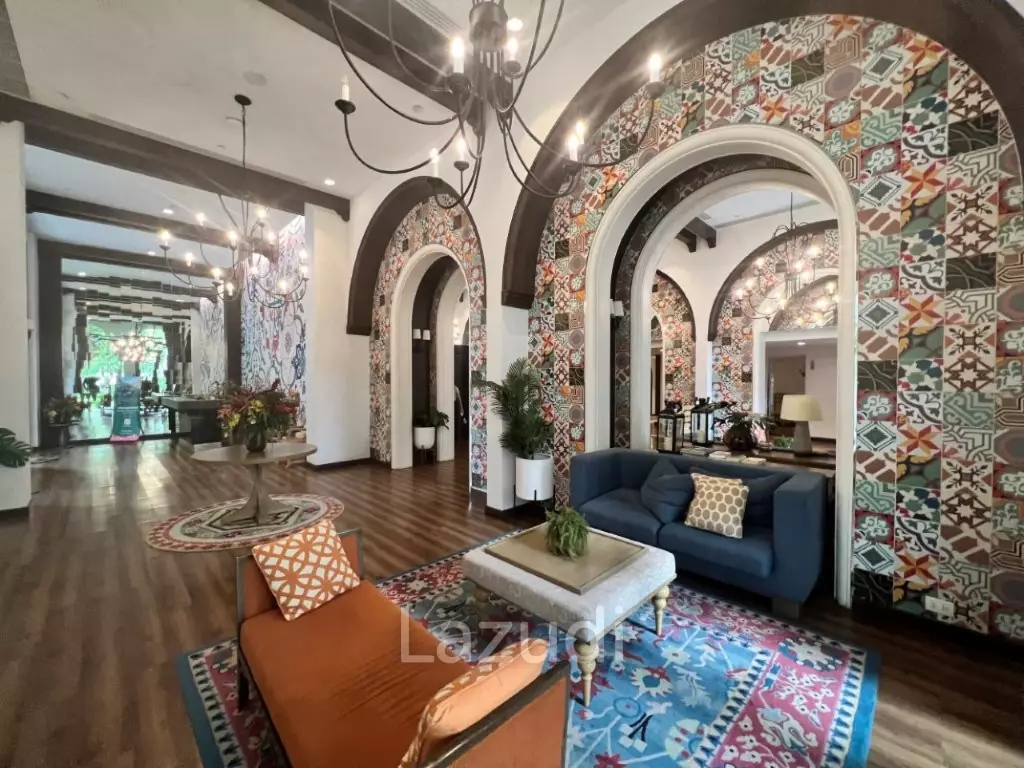 LA CASITA : Studio Condo on 6th Floor