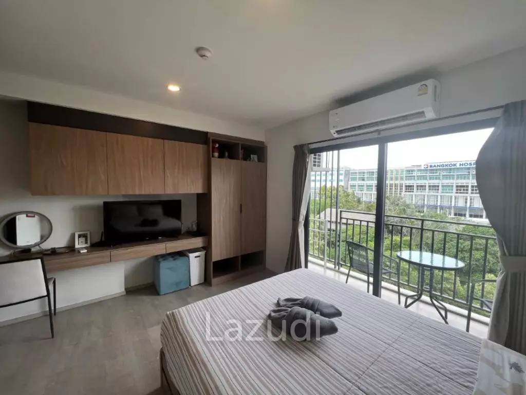 LA CASITA : Studio Condo on 6th Floor