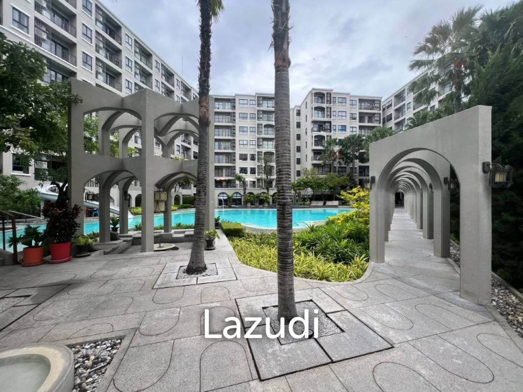 LA CASITA : Studio Condo on 6th Floor