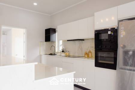 Luxury Detached Villa in Siam Villa 2 Thap Tai