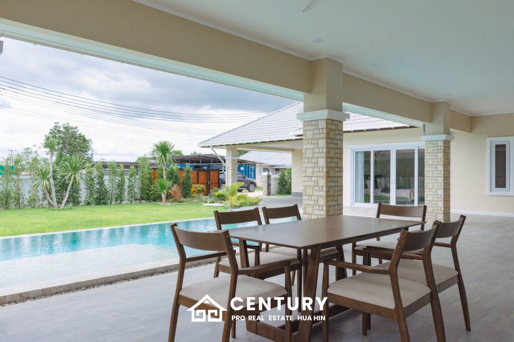 Luxury Detached Villa in Siam Villa 2 Thap Tai