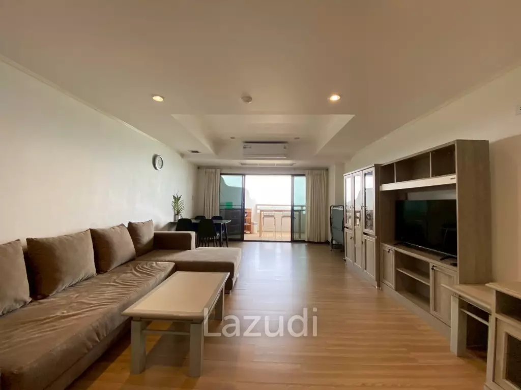 Spacious Studio Room with Scenic Views at Beachfront Cha Am Grand Condotel
