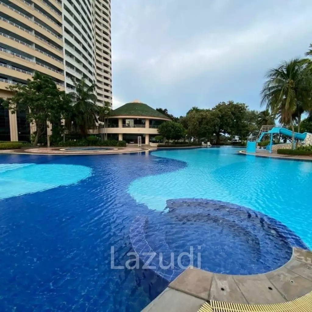 Spacious Studio Room with Scenic Views at Beachfront Cha Am Grand Condotel