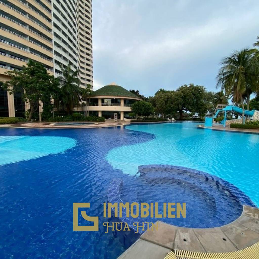 Atemberaubender Meerblick / Holzfußboden / 16. Stock / direkt am Strand