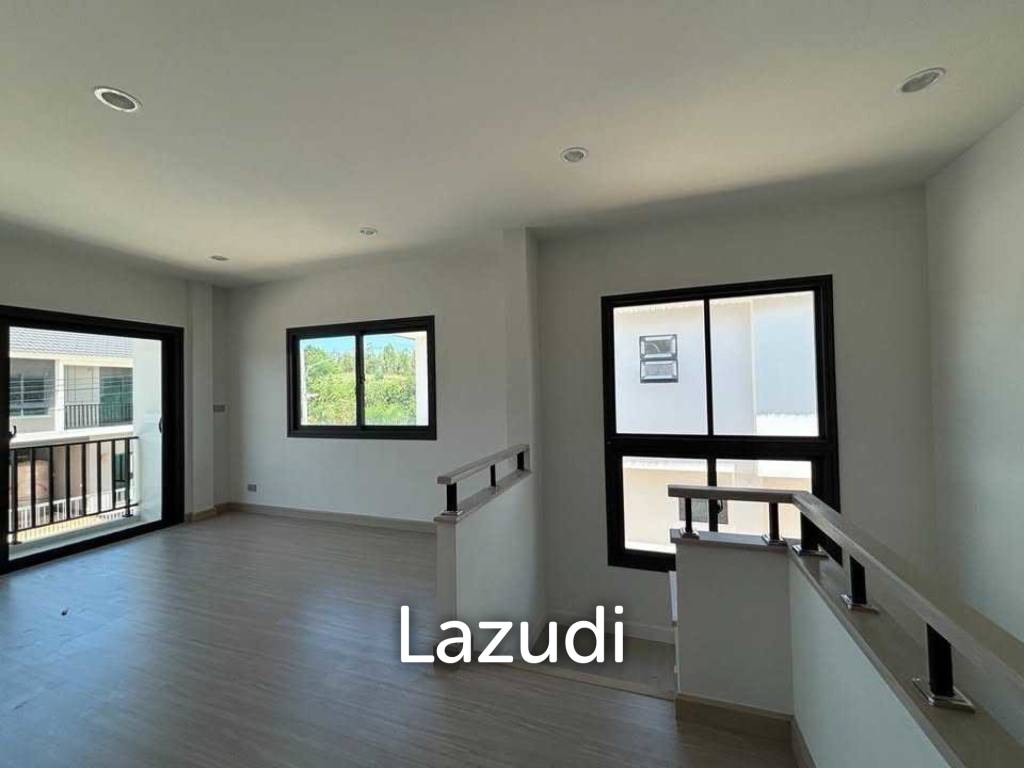 4 Beds 3 Baths 190 SQ.M. Supalai ParkVille Pattaya