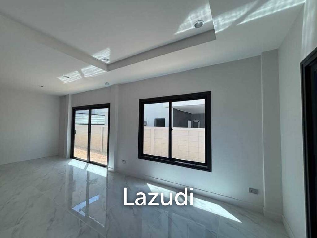 4 Beds 3 Baths 190 SQ.M. Supalai ParkVille Pattaya