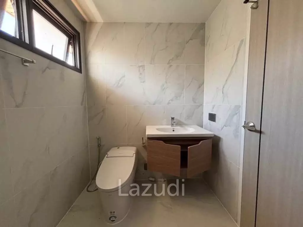 4 Beds 3 Baths 190 SQ.M. Supalai ParkVille Pattaya