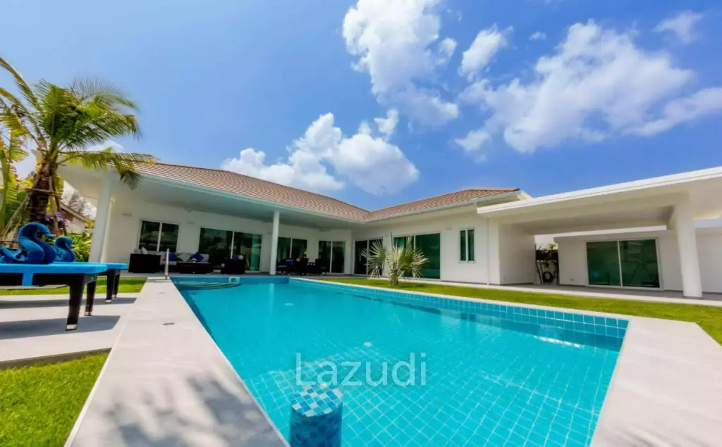 Luxurious Villa with Pool at Palm Avenue 5 Hua Hin