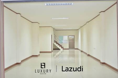 Urgent Sale! 3-Story Commercial Building with Tenant