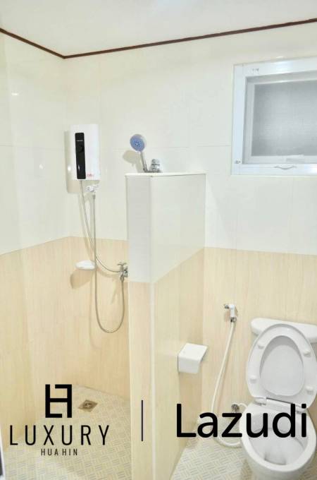 Urgent Sale! 3-Story Commercial Building with Tenant