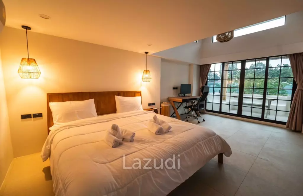 3 Beds 4 Baths 220 SQ.M. Townhouse In Wongamat Pattaya