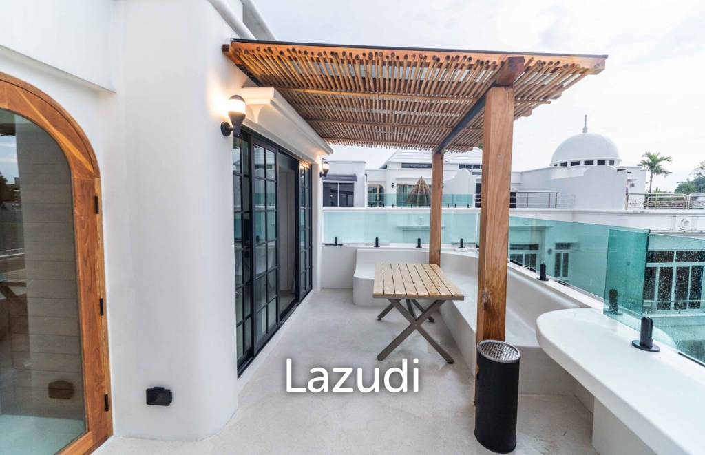 3 Beds 4 Baths 220 SQ.M. Townhouse In Wongamat Pattaya