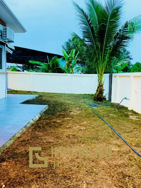 Modernisiert / großer Garten 400 qm / 4 Schlafzimmer