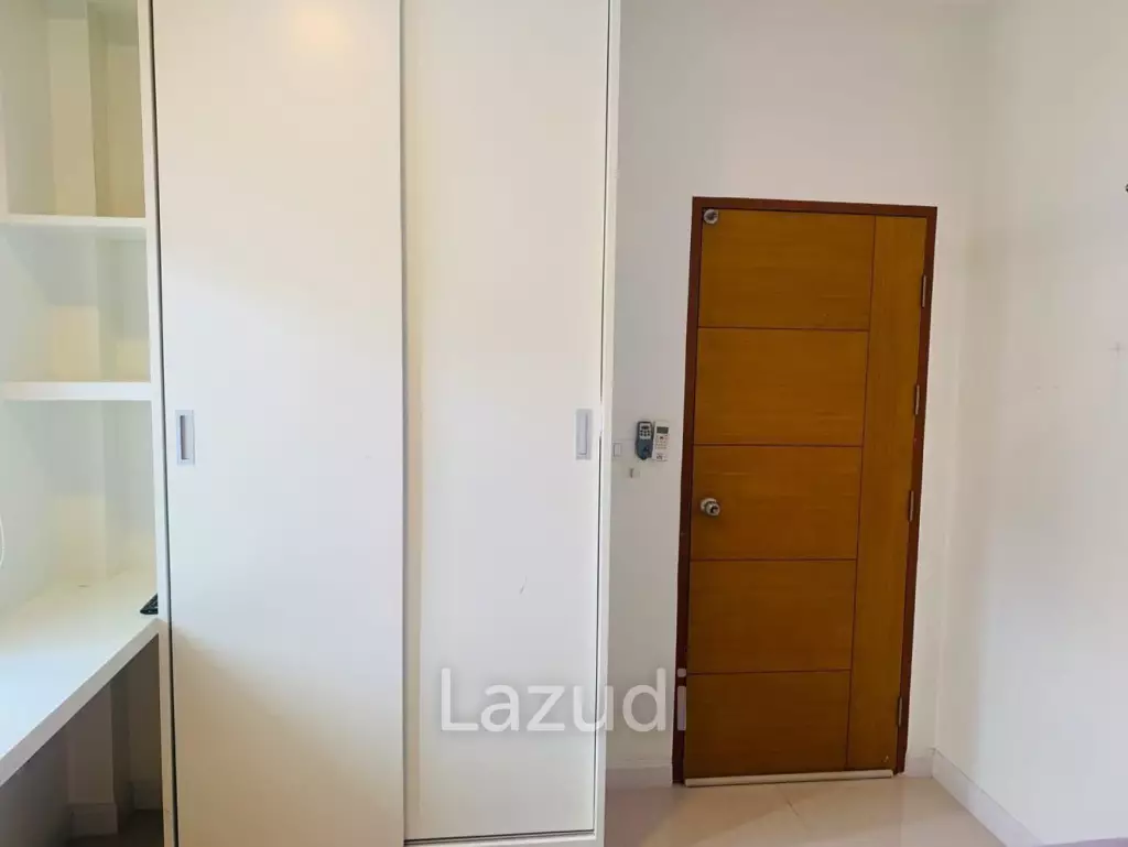3 Beds 2 Baths 180 SQ.M Uraiwan Park View