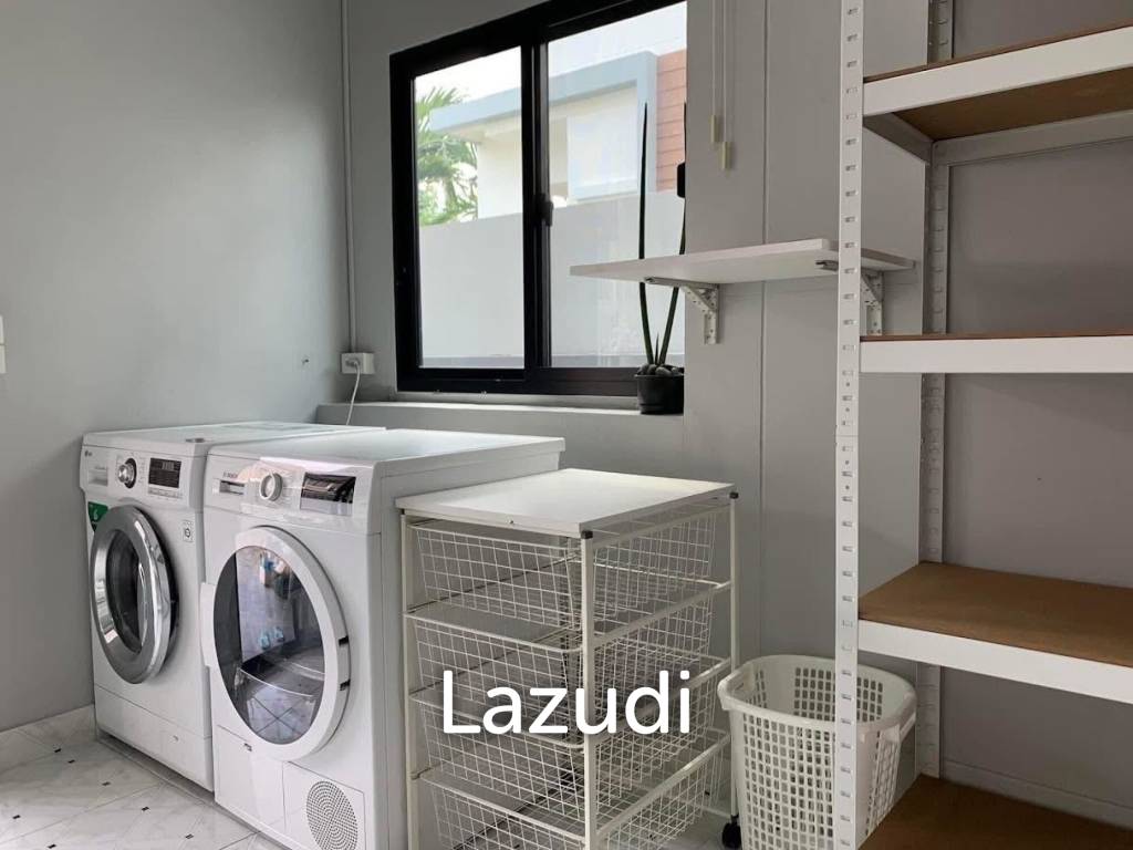 3 Beds 2 Baths 180 SQ.M Uraiwan Park View
