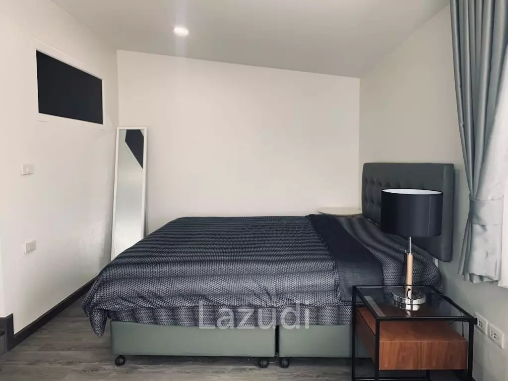 3 Beds 2 Baths 180 SQ.M Uraiwan Park View