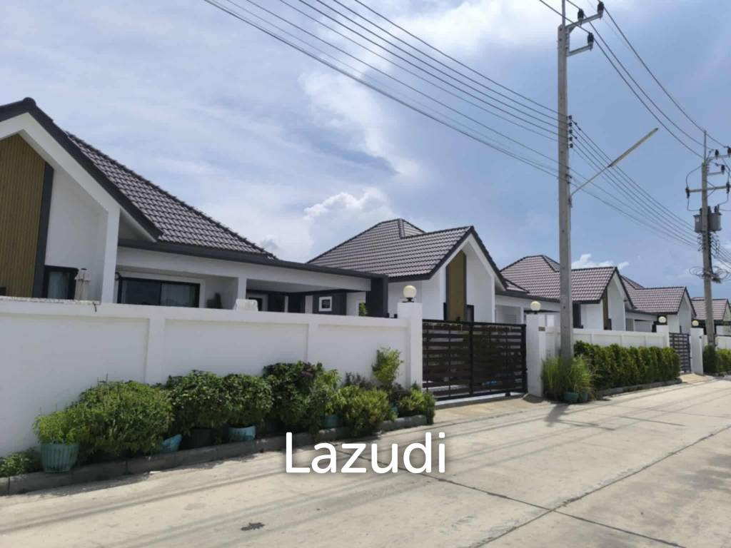 Cha-Am : NEW Detached House 3 Bedroom with Parking