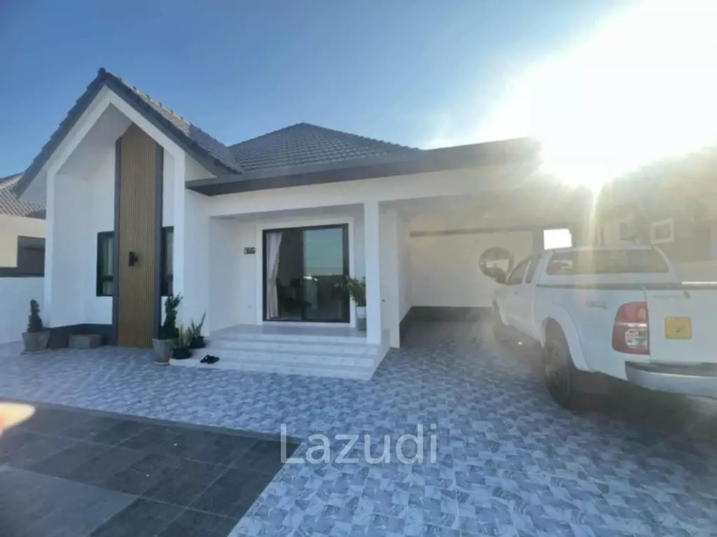 Cha-Am : NEW Detached House 3 Bedroom with Parking