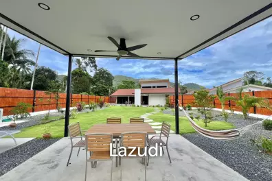 Brand New 3-Bed Pool Villa with Mountain Views - in Lamai