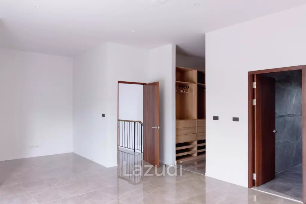 Modern Detached Villa with Pool in Hua Hin