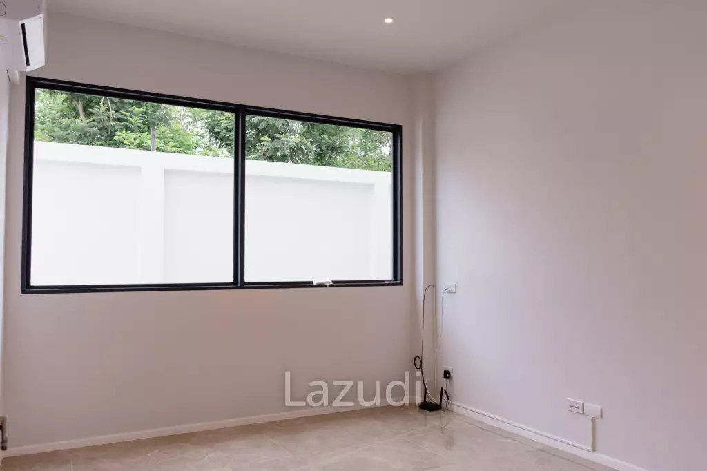 Modern Detached Villa with Pool in Hua Hin
