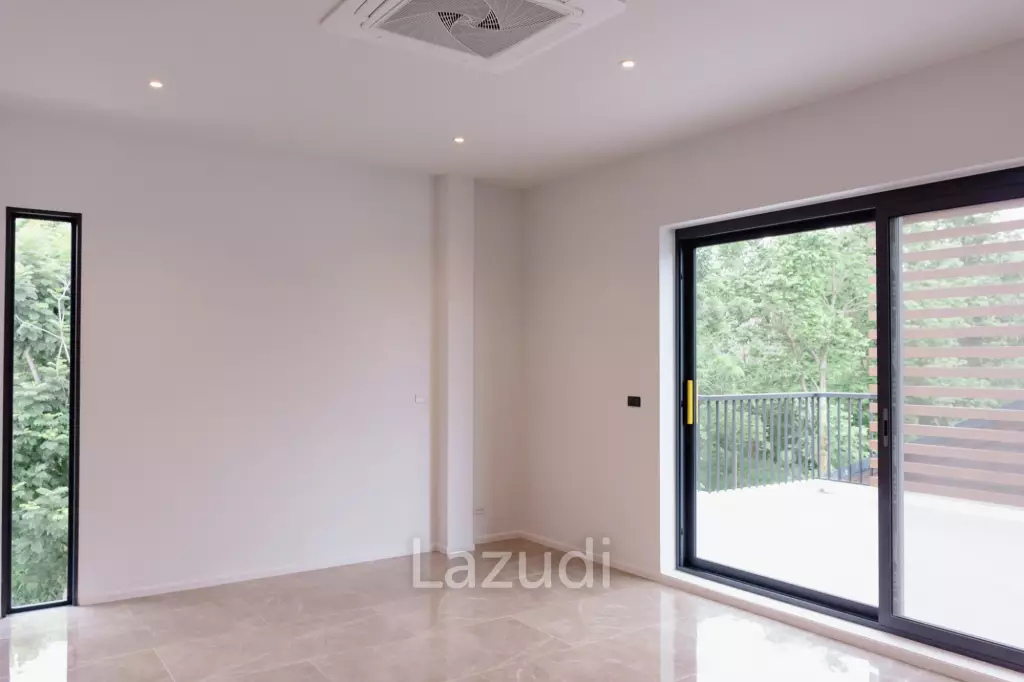 Modern Detached Villa with Pool in Hua Hin