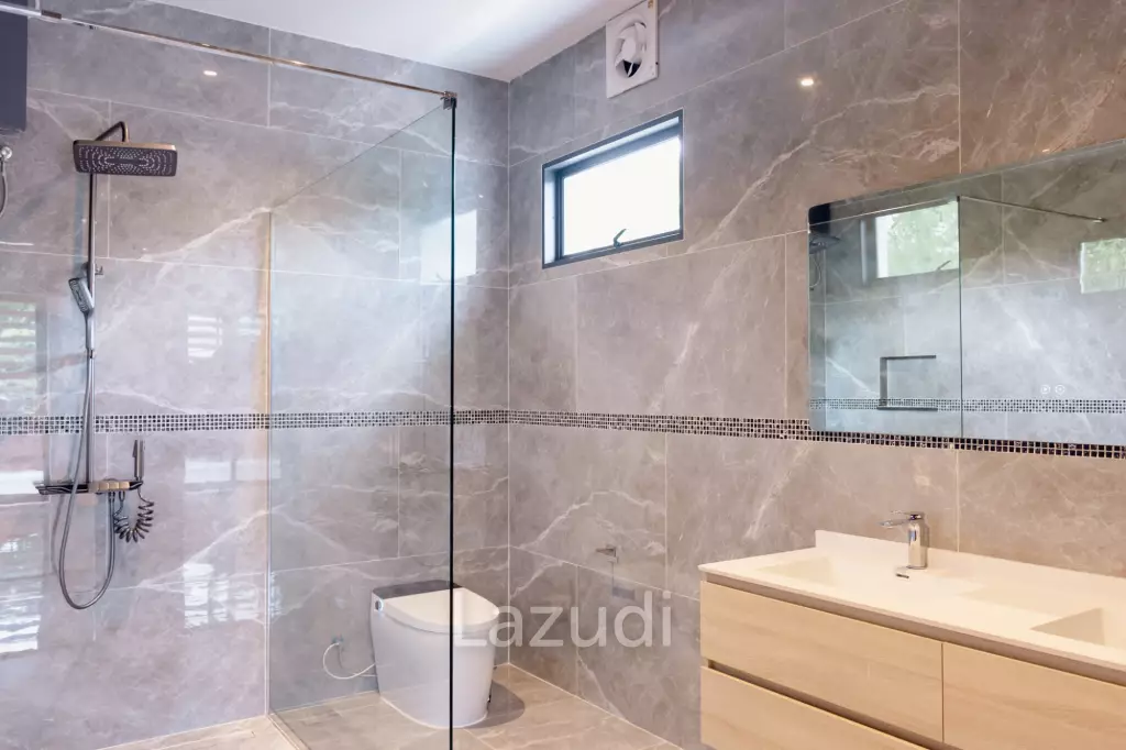 Modern Detached Villa with Pool in Hua Hin