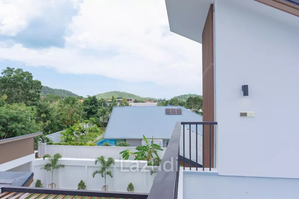Modern Detached Villa with Pool in Hua Hin