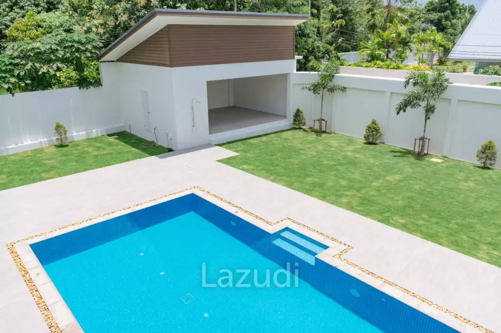 Modern Detached Villa with Pool in Hua Hin