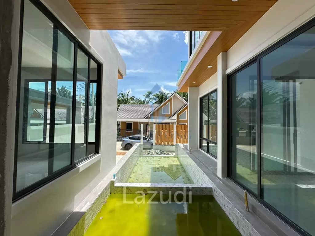 Modern Two-Story Villa in Krabi Noi Mueang Krabi