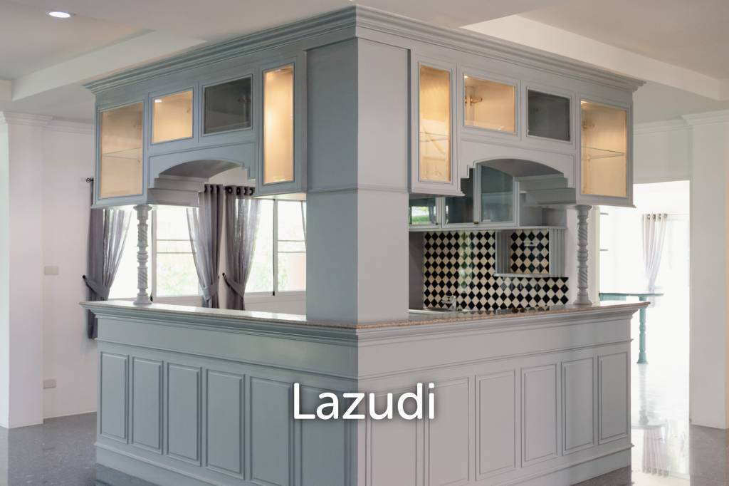 Дом 1,600 кв.м. 5 Кровать 