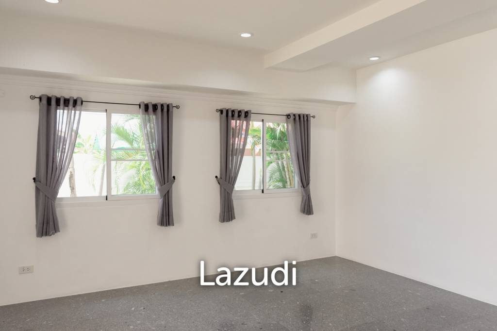 Дом 1,600 кв.м. 5 Кровать 