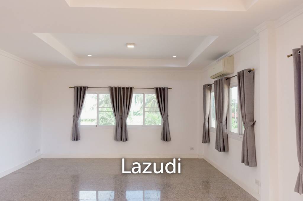 Дом 1,600 кв.м. 5 Кровать 