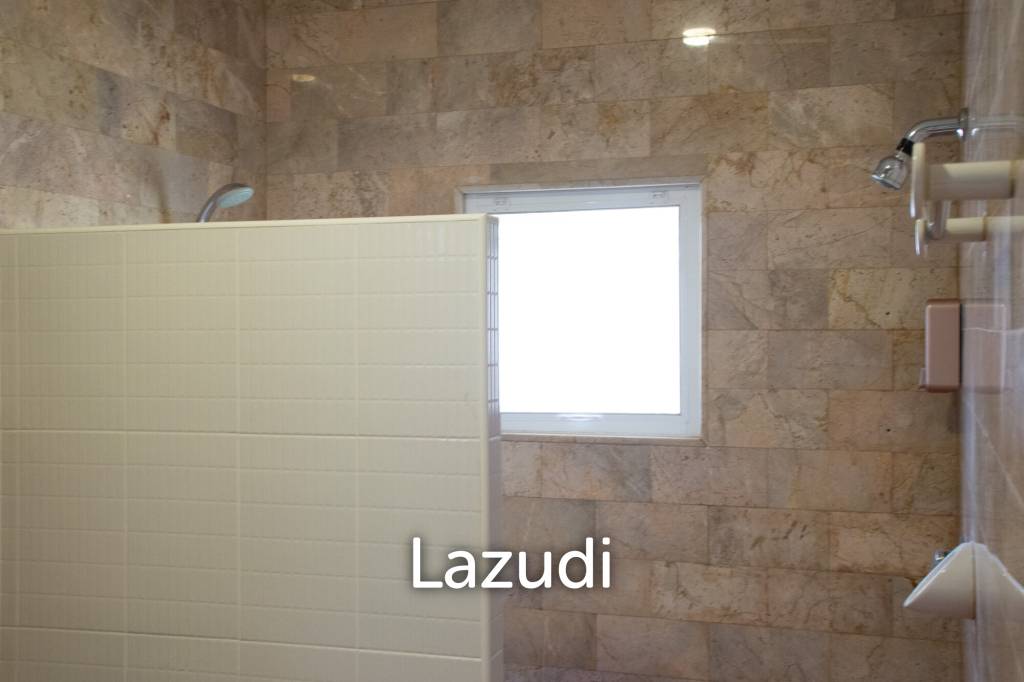 Дом 1,600 кв.м. 5 Кровать 