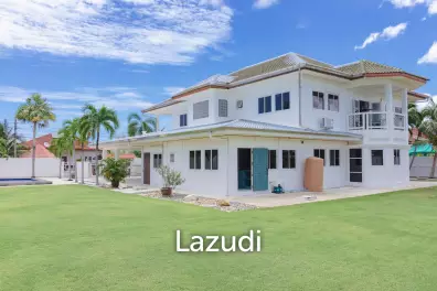 Stunning 2 Storey 5 Bed with 1 Rai land in City Center
