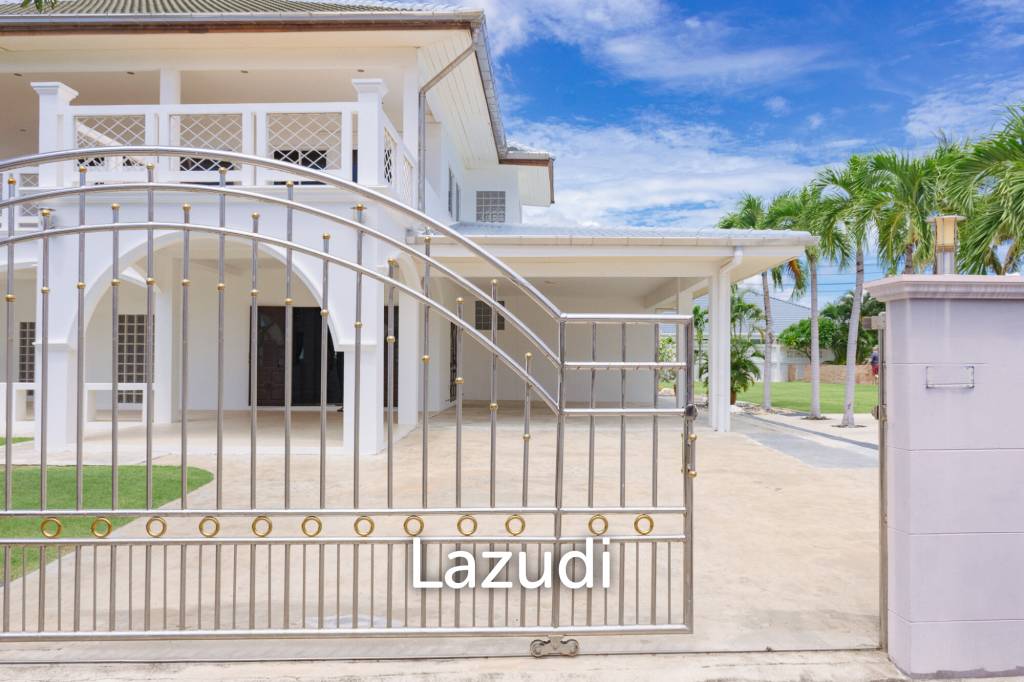 Дом 1,600 кв.м. 5 Кровать 