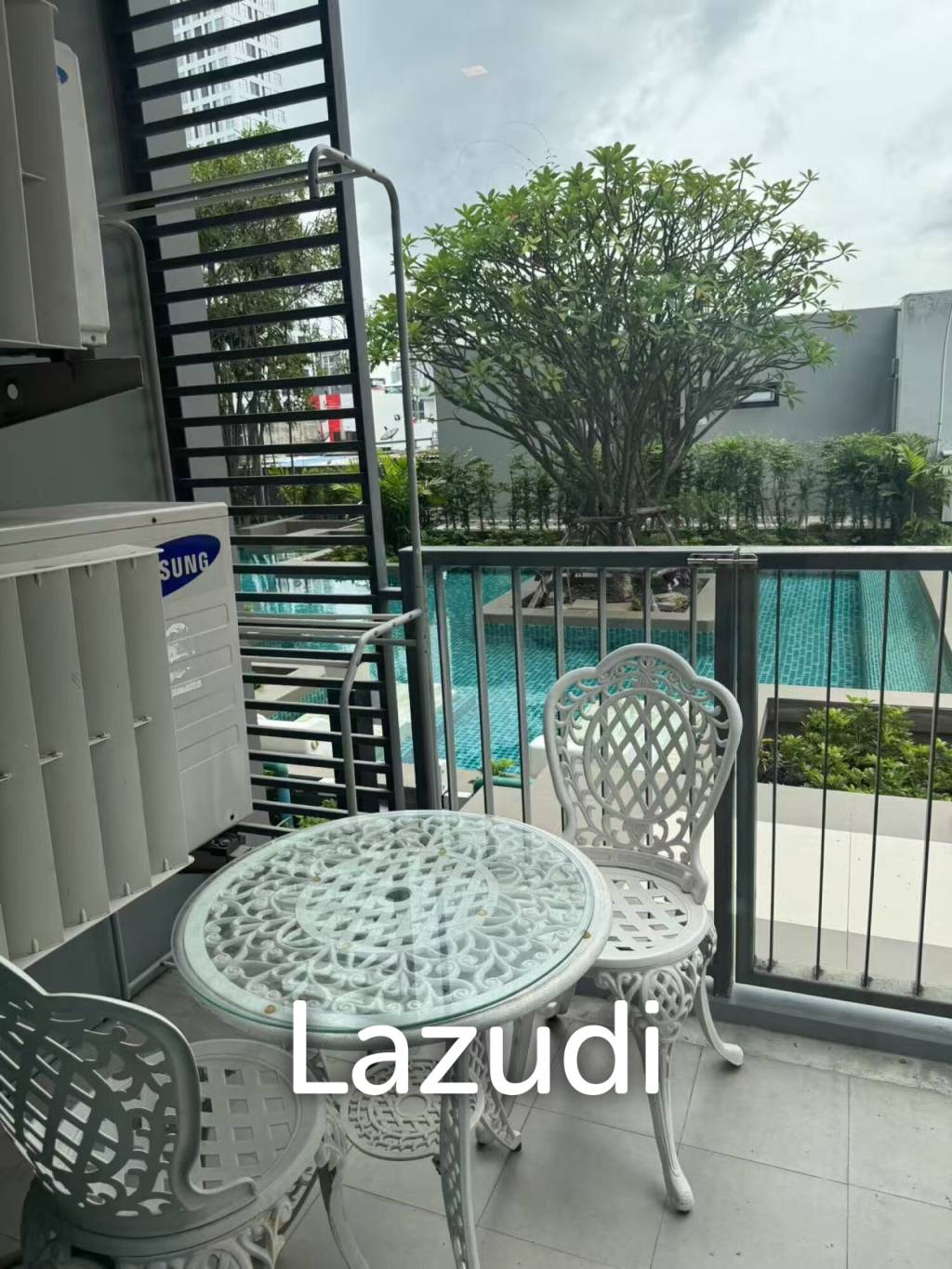 2 Bed 1 Bath 44 SQ.M Q house Condo Sukhumvit 79