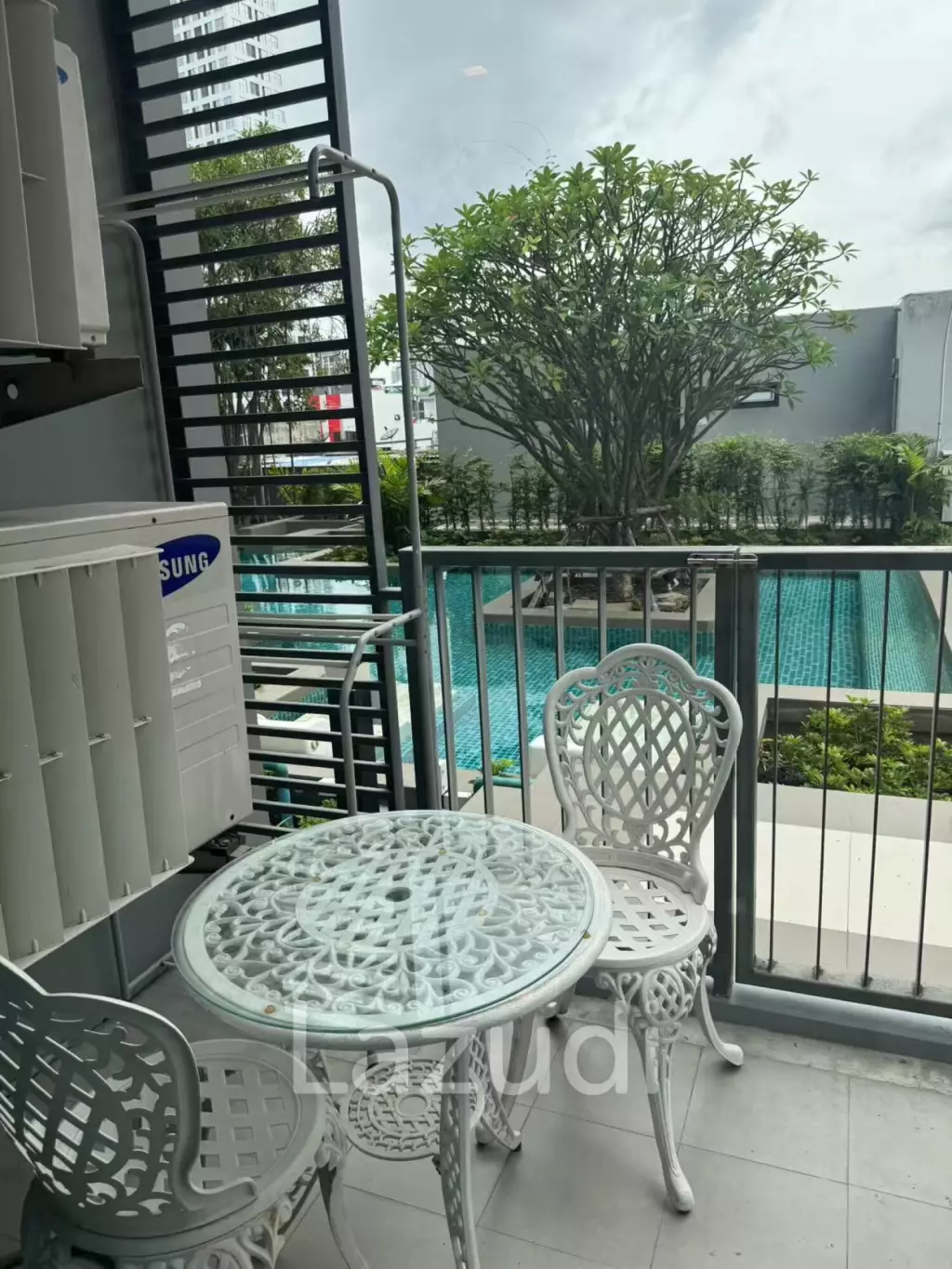 2 Bed 1 Bath 44 SQ.M Q house Condo Sukhumvit 79