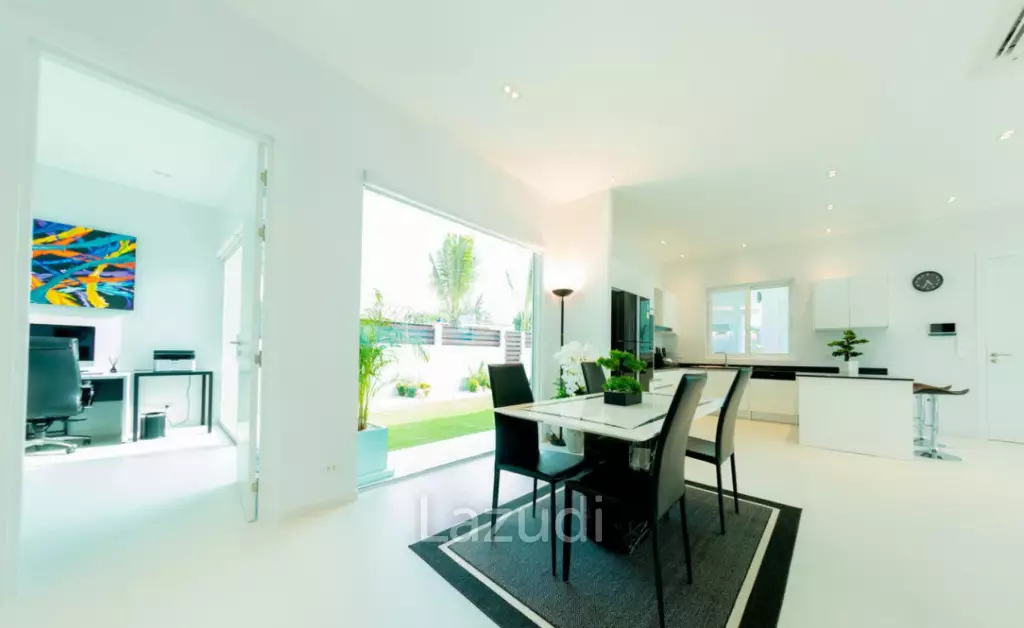 Modern Villa in Palm Avenue 5 Hua Hin