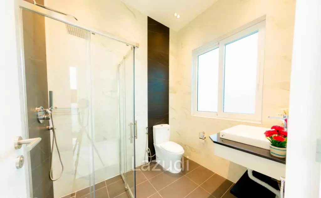 Modern Villa in Palm Avenue 5 Hua Hin