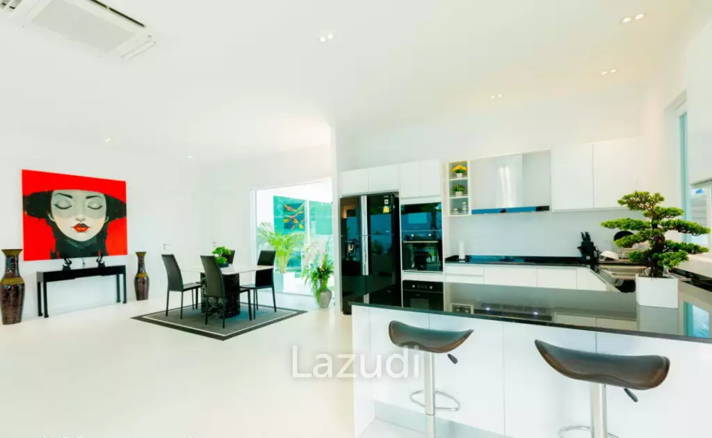 Modern Villa in Palm Avenue 5 Hua Hin