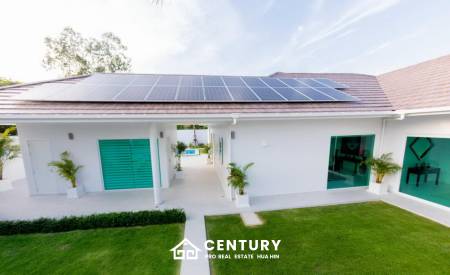 723 ตร.ม 3 เตียง 3 อาบน้ำ วิลล่า For ขาย