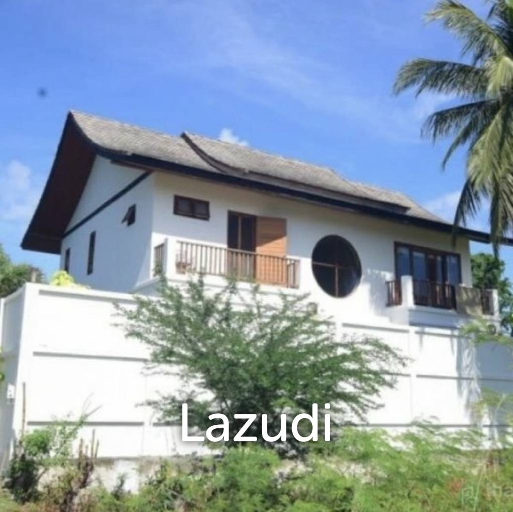 Great Design 4 Bed Pool Villa 50 meters from the Beach.